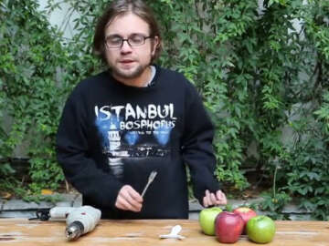 Dünyanın En Hızlı Elma Soyma Yöntemi