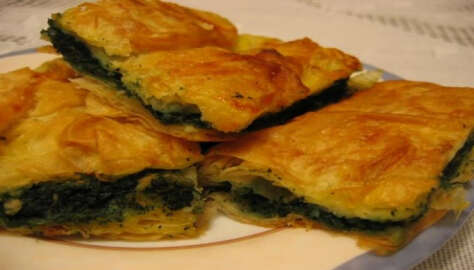 Isırgan Otlu Börek Tarifi