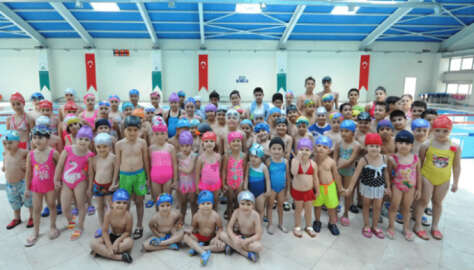 Osmangazi’de havuzlar cıvıl cıvıl