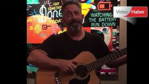 Cem Yılmaz'dan yeni şarkı: Şişmana sordun mu