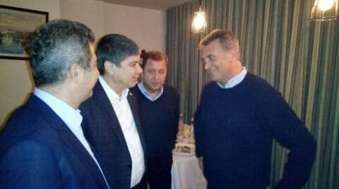 Fikret Orman ve Haluk Levent beraber şarkı söyledi