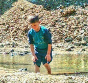 Bursa’da otomobil otobüs durağına daldı: 7 yaşındaki Enes kurtarılamadı