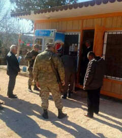 Kapısını kırdıkları bakkaldan 5 bin TL’lik sigara çaldılar