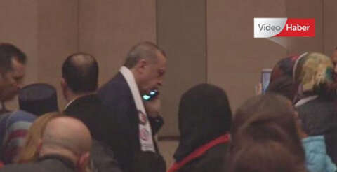 Cumhurbaşkanı Erdoğan'a programını yarıda kestiren telefon