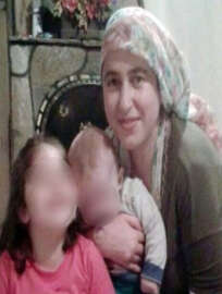 Duyma ve konuşma engelli kadının cinayet davası ertelendi