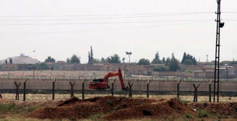 Kepçeler mevzi kazarken F-16’lar ise sınırı denetledi