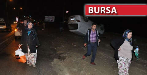Bursa'da minibüs iftar dönüşü takla attı: 7 yaralı