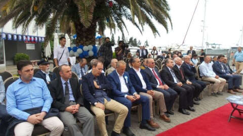 ‘Mavi Bayrak’ almaya hak kazanan tesisler ödüllerini aldı