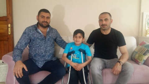 İş adamı Ümit Bay, cam kemik hastası Samet’e sahip çıktı