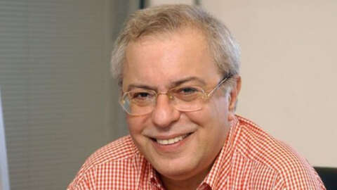 Gazeteci Okay Gönensin hayatını kaybetti