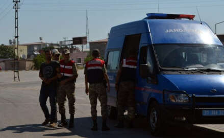 7 ayrı suçtan aranan firari, PYD’ye katılamadan yakalandı