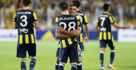 Fenerbahçe Kadıköy'de turladı