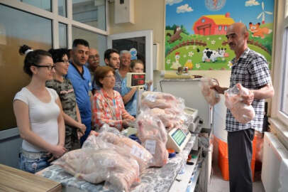 Üniversiteli tavuklara büyük ilgi