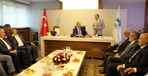 Sağlık Bakanı Demircan: Avrupa 200 bin göçmenle baş edemedi, biz 1 buçuk milyonu bağrımıza bastık