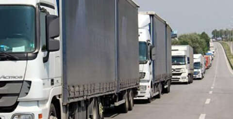 Kapıkule'de 9 kilometrelik TIR kuyruğu