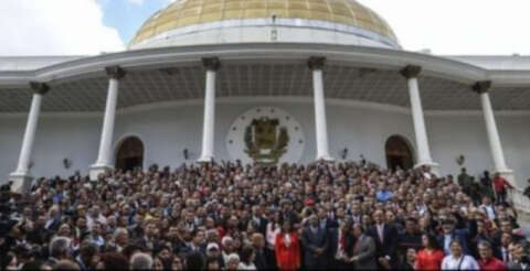 Venezuela'da tartışmalı Kurucu Meclis açıldı