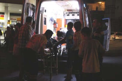 İki otomobil kafa kafaya çarpıştı: 7 yaralı