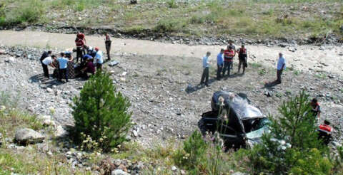 Uzman çavuş kız istemeye giderken kaza yaptı: 3 ölü, 3 yaralı