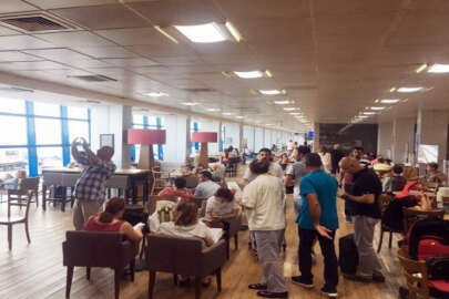 Ercan Havalimanında 5 saatlik rötar yolcuları kızdırdı