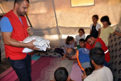 Pakistan’dan çadır kentteki Suriyelilere 25 ton pirinç