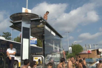 (Özel haber) Serinlemek isteyen çocukların tehlikeli oyunu kamerada