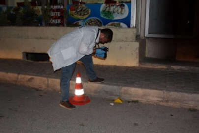 Kavgayı ayırırken bacağından vuruldu