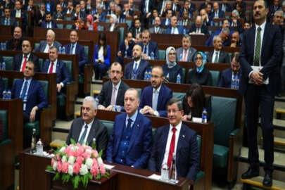 AK Parti Grup Toplantısı'nda şaşırtan görüntü