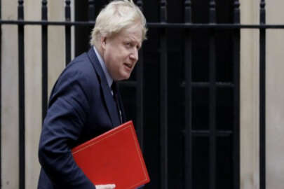 Boris Johnson: İngiltere'deki Rus zenginler hedef alınabilir!