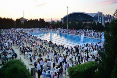 Bursa'da on binler iftar ve sahur sofralarında toplandı