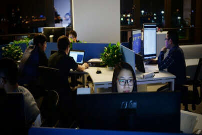 Çin'de 'Çalışma günleri 4 güne düşürülsün' önerisi