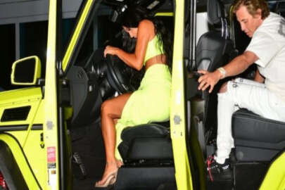 Kardashian, frikik vermemek için...