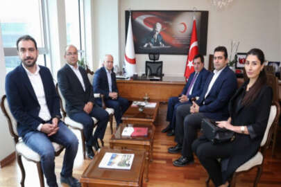 Bursa Valisi Küçük'ten Kızılay'a ziyaret