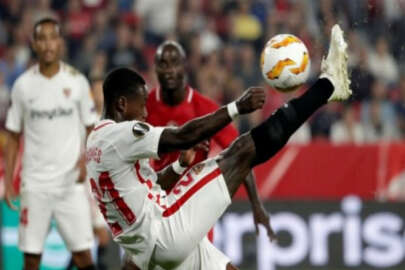 Akhisar, Sevilla'yı salladı ama yıkamadı