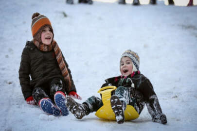 Vali Şahin duyurdu... Ankara'da okullara kar tatili!