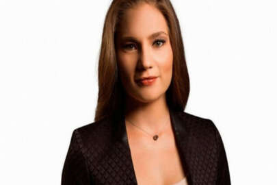 Nevşin Mengü ile Sedat Peker arasında fotoğraf gerginliği