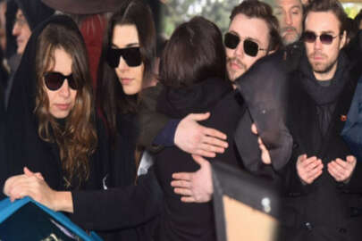 Hande Erçel'in annesi sonsuzluğa uğurlandı