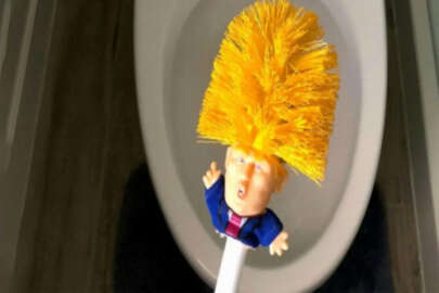 Trump'tan tuvalet fırçası yaptılar