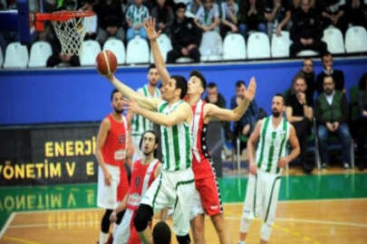 Şampiyon Bursaspor Basketbol, galibiyet serisini sürdürdü