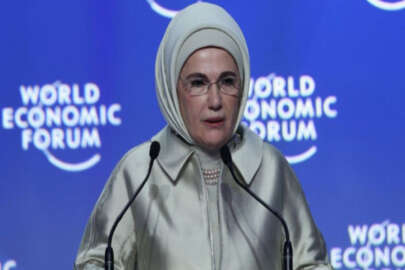 Emine Erdoğan'a Dünya İnsaniyet Forumu'ndan 'Fark Yaratan' ödülü
