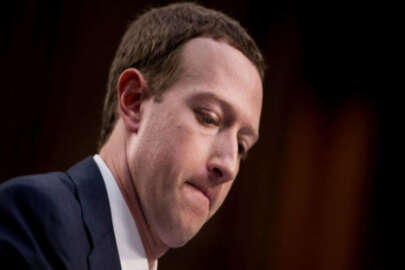 Facebook'un kurucusu Hughes'dan Zuckerberg'e sert eleştiri