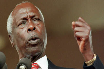 Kenya'nın Eski Devlet Başkanı Moi ceza ödeyecek