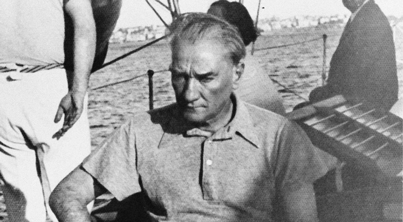 Genelkurmay arşivinden 19 Mayıs'a özel Atatürk fotoğrafları