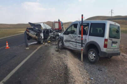 Ağrı'da feci kaza! 2 ölü, 4 yaralı