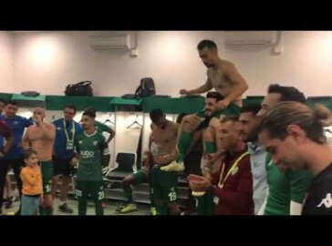 Bursaspor soyunma odasında galibiyet sevinci