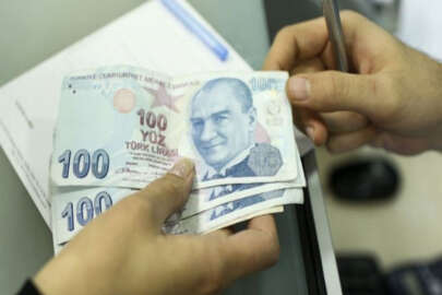 İşte öğrencilerin beklediği haber! KYK burs ödeme tablosu...