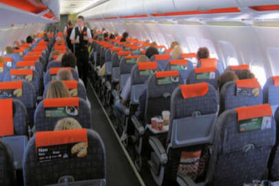 Fazla bilet satan uçak firmaları yandı