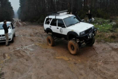 Baba yadigarı 1996 model aracını bu hale getirdi! Görenler şaşkına döndü