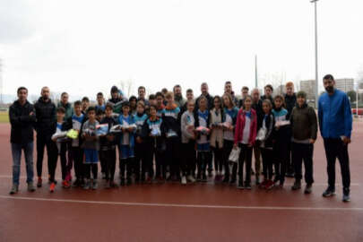 Genç atletlere Osmangazi desteği