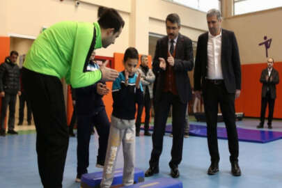 Bursa'da engelli çocukların hayatı bu merkezde değişiyor