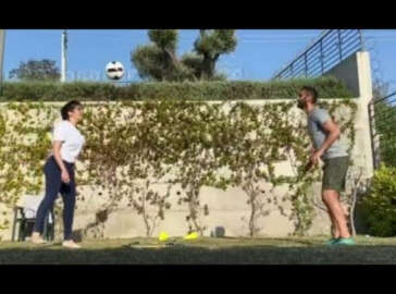 Bursasporlu futbolcunun eşinin top sektirme performansı olay oldu!